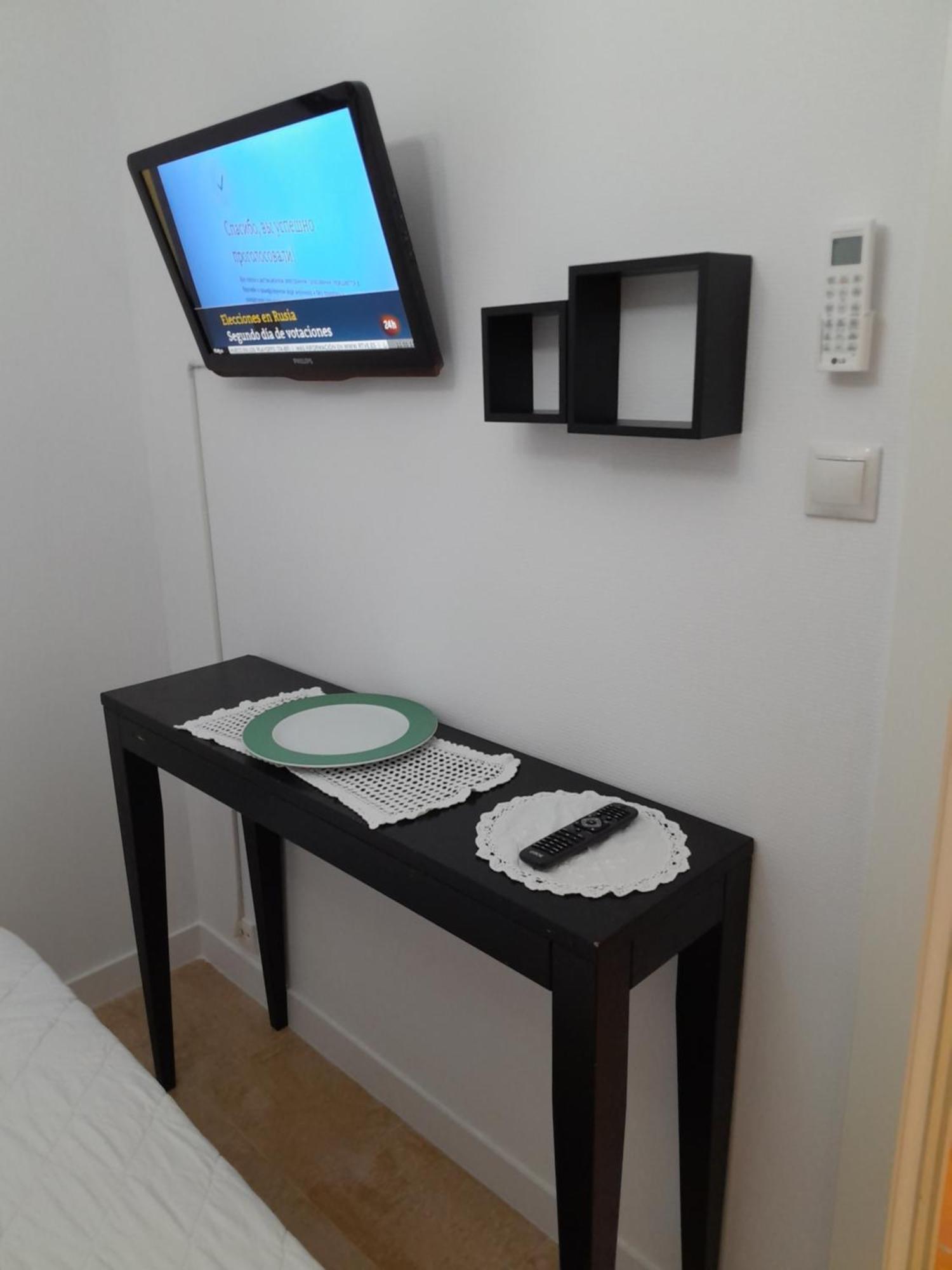 Pension Antonio Guesthouse Alicante Phòng bức ảnh