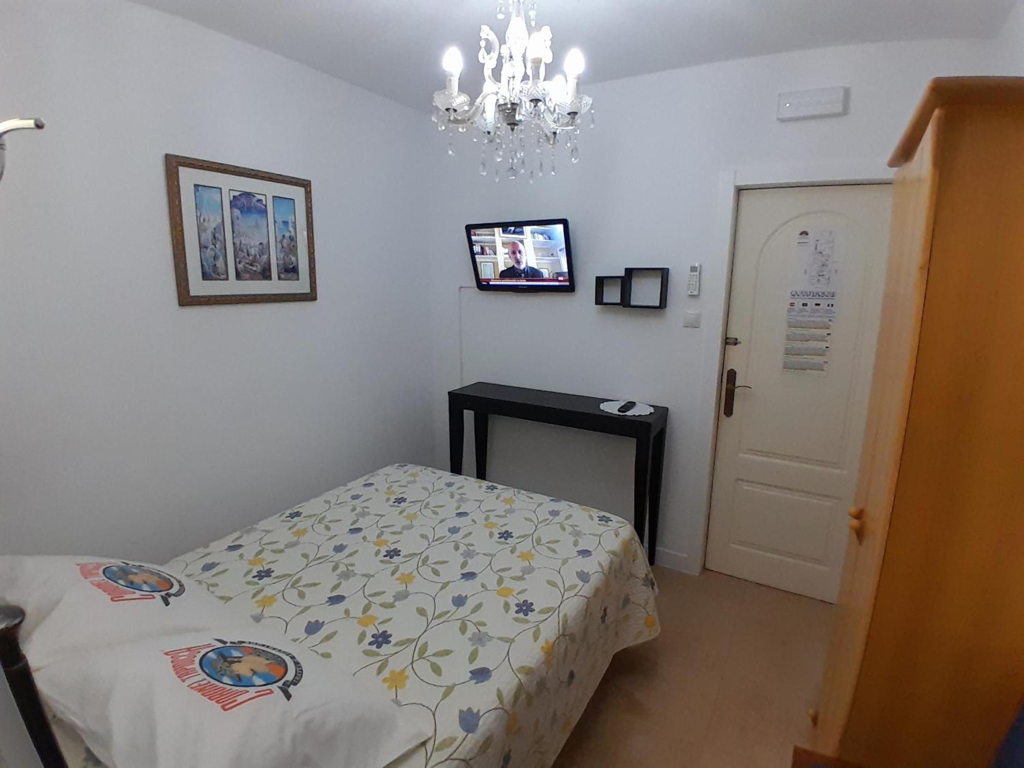 Pension Antonio Guesthouse Alicante Phòng bức ảnh
